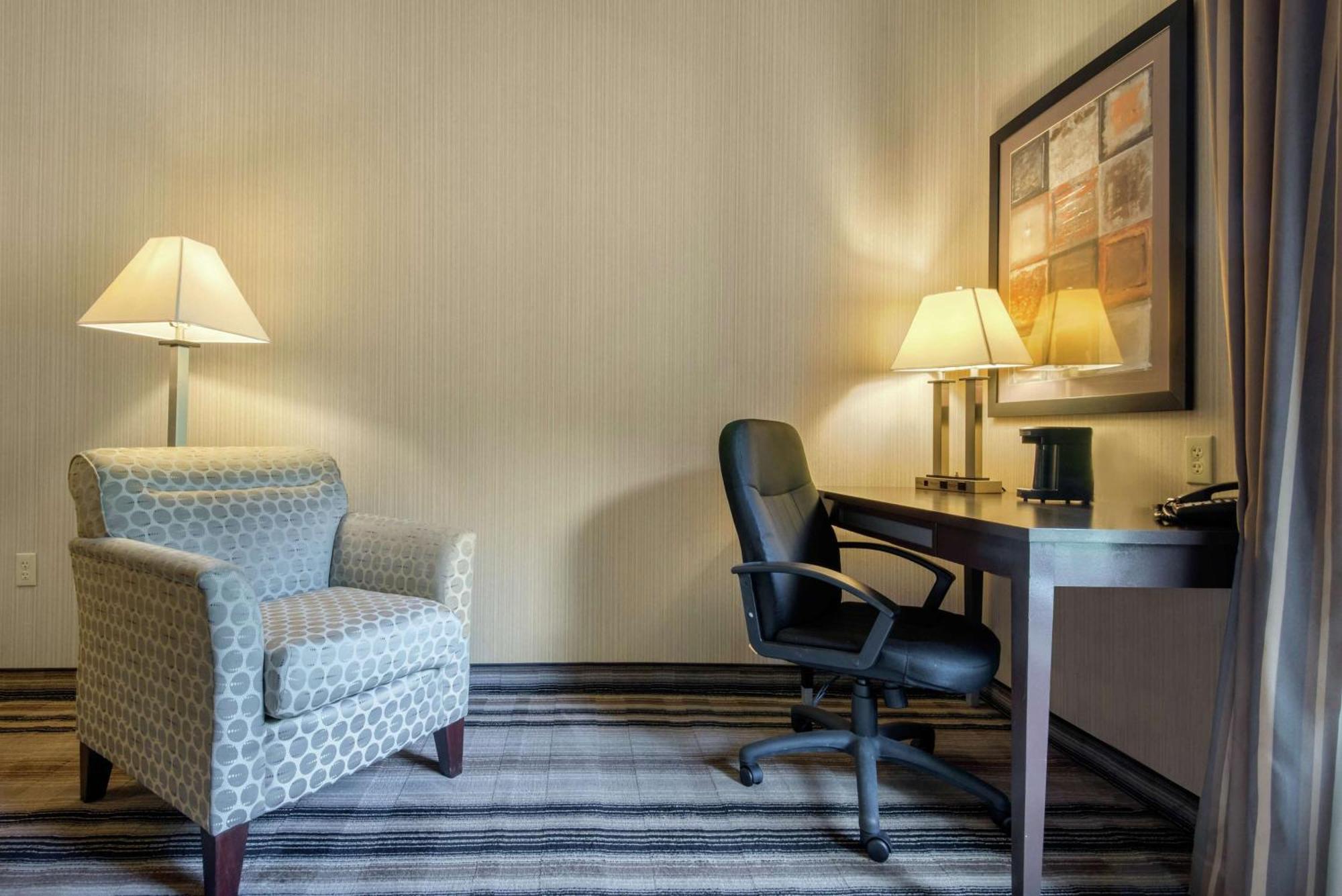 Hampton Inn Meadville Exteriér fotografie